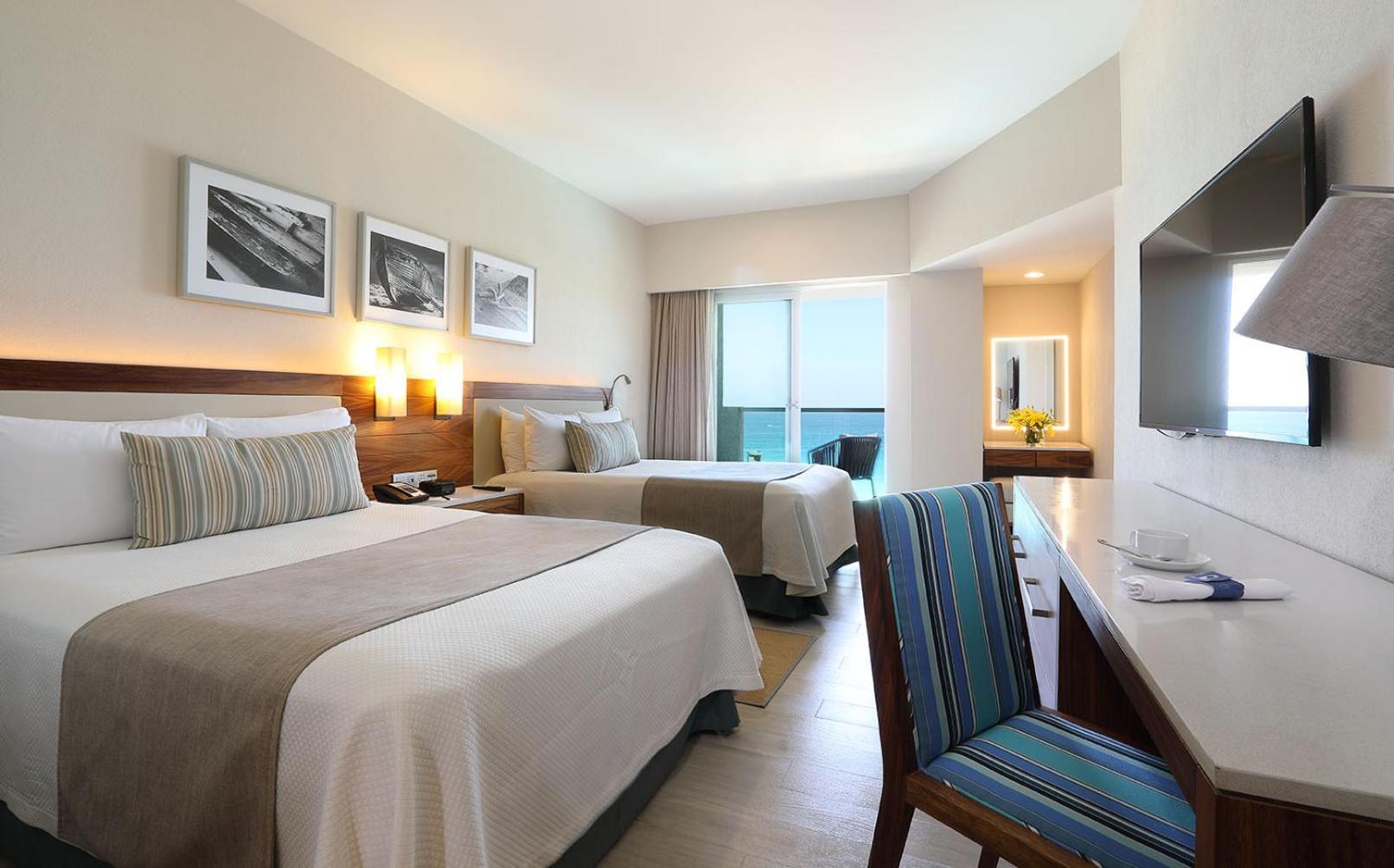 Deluxe Double Ocean Front